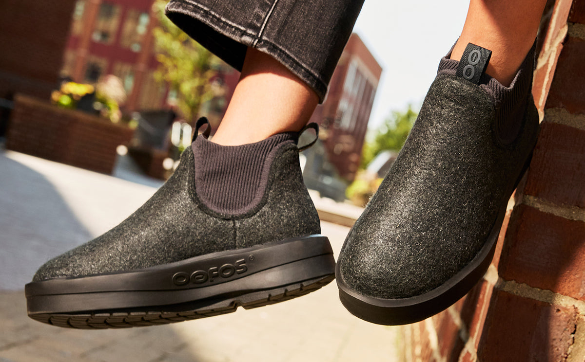 6370_OOmega_Londoner_Charcoal_1200x744_03.jpg